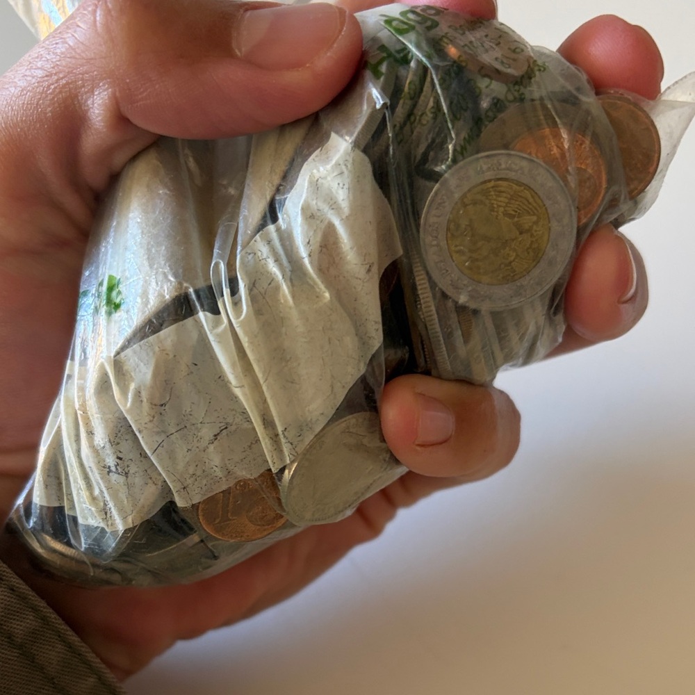 Mixed Coin Collection - Picture 2 of 8